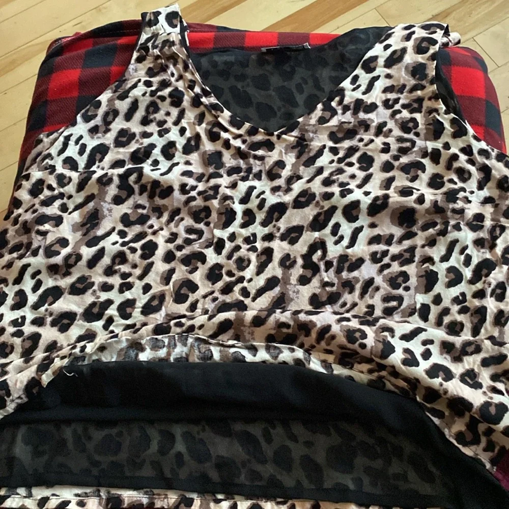 Dex Animal Print Blouse with Red Accents - Picture 1 of 5